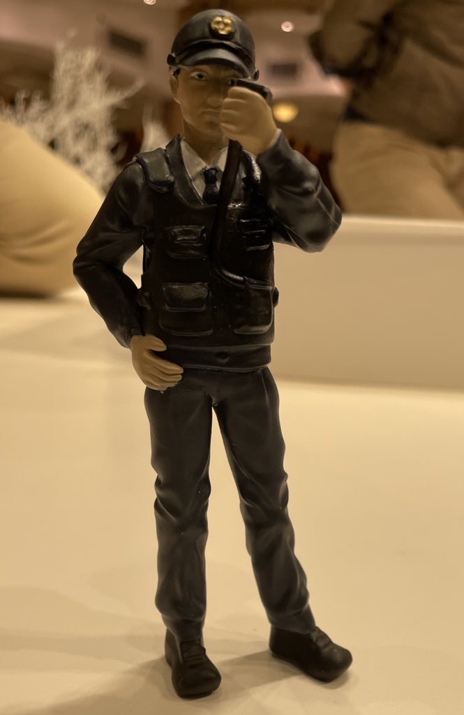 20cmくらいの人形